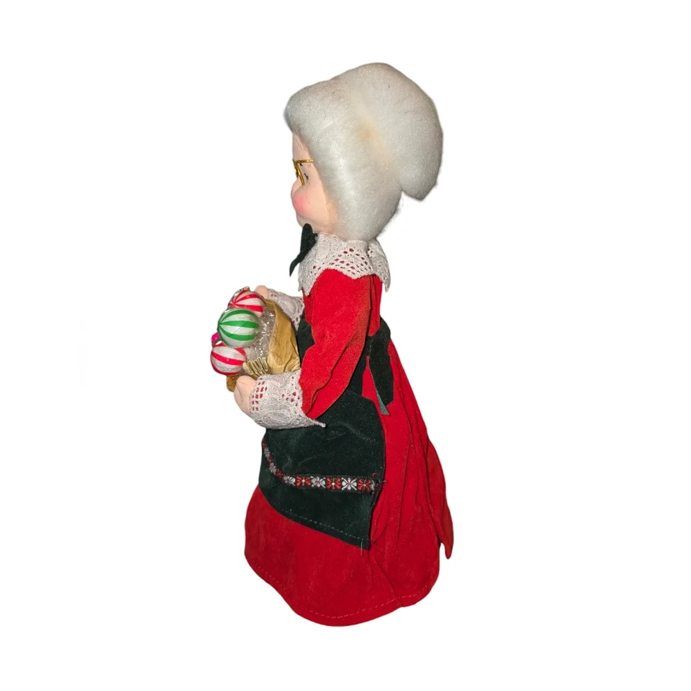 Vintage Made In Taiwan Christmas‎ Papier Mache Mrs. Claus With Candy 11